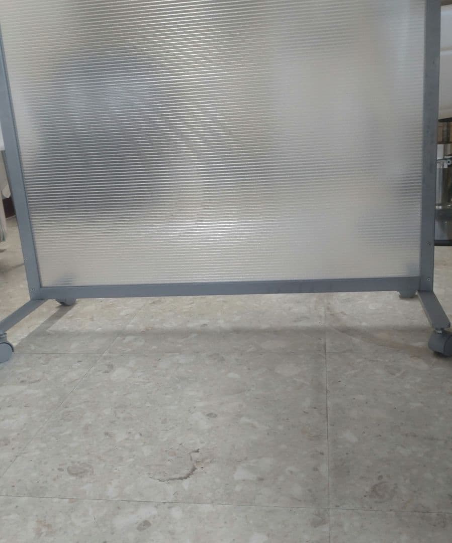 半透明　パーティション　スクリーン　目隠し　仕切り